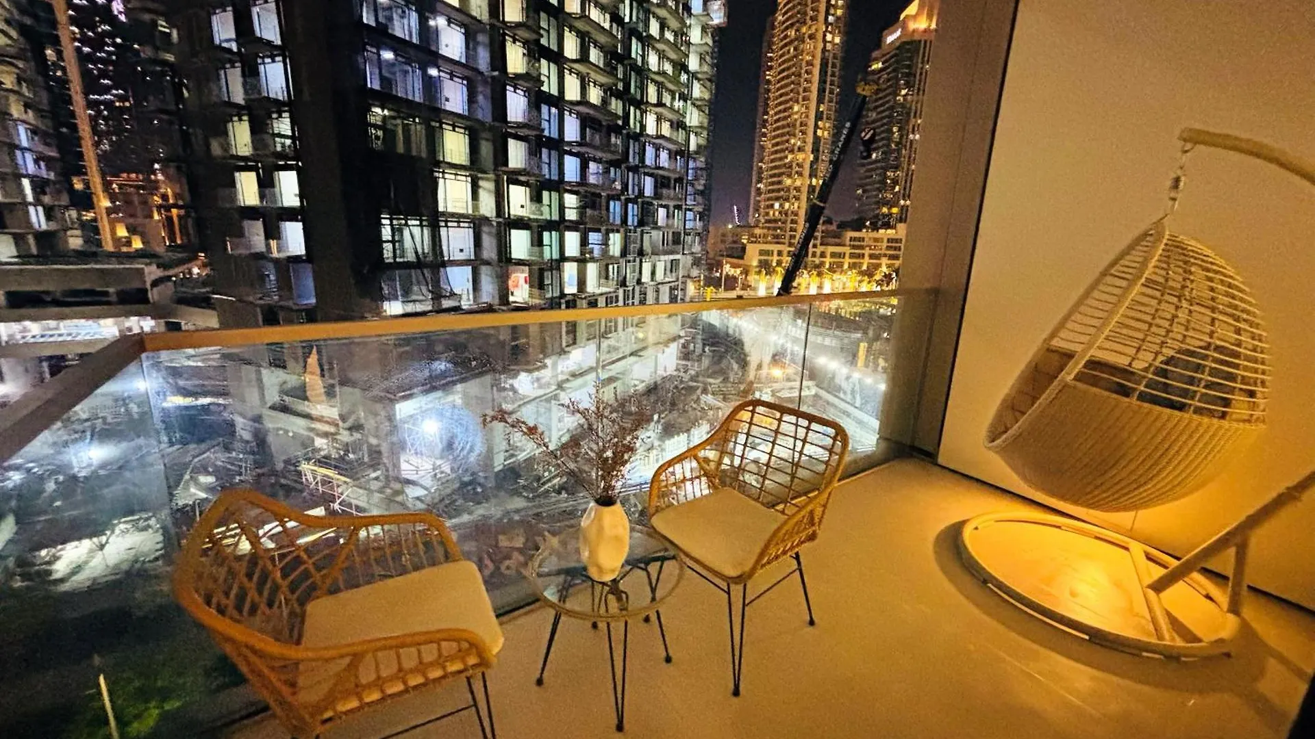 Luxury 1Br Apt Best View Infinity Pool Burj Khalifa With Balcony Dubai 0*,  United Arab Emirates